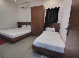 POP 83614E Hotel Chitra Chouraha, hotel u gradu Džansi