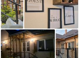 Casa LADIS, hotel a Iernut