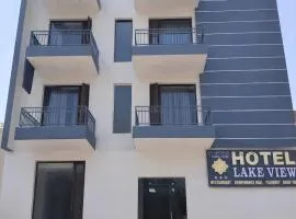 Hotel Lake View - Near Sukhna Lake