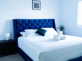 The Founders House Bold 4BR Retreat Muswellbrook, hotel em Muswellbrook