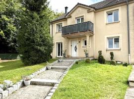 Holiday House -10 min Clervaux Castle - near forest and shopping - Luxembourg, khách sạn ở Marnach