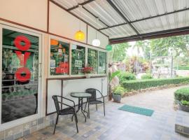 OYO 75308 Pea Najan Home Resort, hotel v destinaci Sai Yok