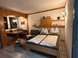 Wellness-Apartment Seefeld and Chill SPA im Zentrum mit Pool, Sauna und Netflix for free