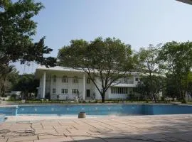 amã Stays & Trails - Imperial Villa