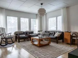 Suuri Citymökki keskustan lähellä