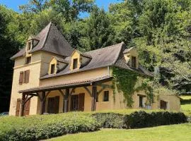 La Sagne : Demeure de Charme 4* avec Piscine