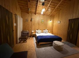 The Hilltop Hideaway, Hotel in Mukteswar