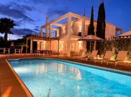 Villa in Playa den Bossa, 5 min SupermarketBBQ