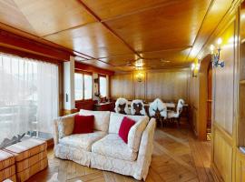 Apartment Muntarütsch, хотел в Замедан