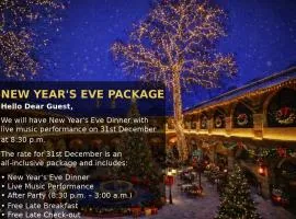 Rüstempaşa Kervansaray Hotel with Free Parking