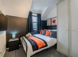 Modern 2-Bed Apartment in Fraserburgh - Free Parking