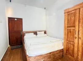 Private Room In Villa Near Ubud Monkey Forest