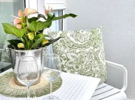 Whale Walk Apartment