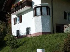 Holiday Home in ruhiger Lage am Waldrand by Interhome