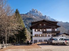 Locanda Maria, hotel in Vigo di Fassa