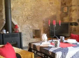 Holiday Home Romantic Stonehouse by Interhome