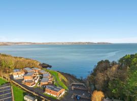Avocet 4, Luxury Apartment with Pool and Parking, hotel i Brixham