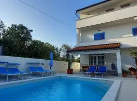 Holiday Home Villa Bianca - Ferienhaus mit privatem Pool by Interhome