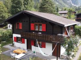Holiday Home Chalet Oase by Interhome, Hotel in Susten