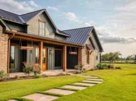 The Winn Retreat in Round Top, a serene escape, Hotel in Round Top