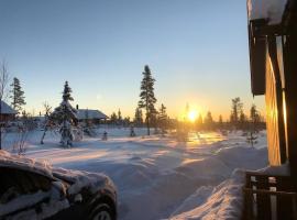 Cabin With Mountain View In Solberglia, hotel a Østby