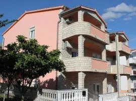 Apartment Mia Aufenthalt atemberaubender Meerblick kurzer Spaziergang zum Strand by Interhome