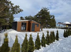 Tornik Sky Gondola, hotel in Tornik