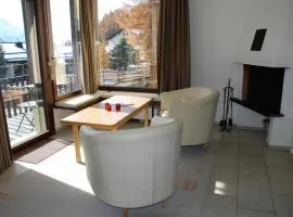 Apartment Arnica 3 by Interhome