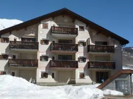 Apartment Chesa Blais by Interhome