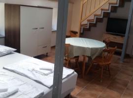 Apartment für 4 Personen ca- 60 m² in Gozd- Krain - Innerkrain by Interhome, hotel a Gozd
