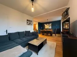 Grand T2 lumineux et cosy - 1min Termes Marlioz