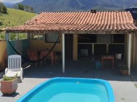 ALTO DA COLINA KITNETES DIARIAS e FINAL DE SEMANA - PENEDO RJ, hotel in Penedo