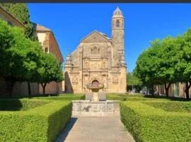 Aurora3 Vandelvira - Alojamiento casco histórico