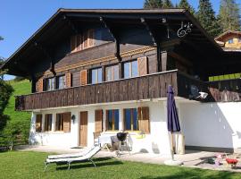 Holiday Home Datscha by Interhome, hotel i Lenk