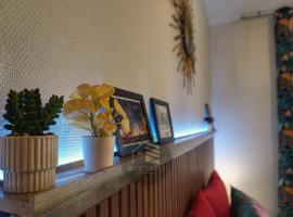 Le Berthelot T2 with Free Parking, hotel Grenoble-ban