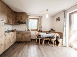 Oberhof Apt Lärchenwald, hotel in Vallarga