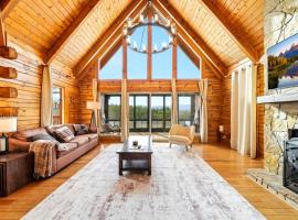 NEW Secluded with Views - Hot Tub - BBQ - Firepit โรงแรมในวิลเลียมส์เบิร์ก