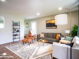 Lake Erie BreezeYour Restful Vermilion 3BR Vacation Home close to Cedar Point