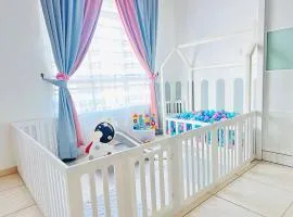 12pax HOUSE ,Cheng ,ktv 小孩游乐 pool 温馨房子MELAKA CHENG