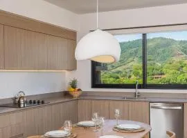 Coral View Condo, Ocean View & Beach Club