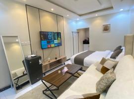 Hala 04 استديو انيق ومستقل, hotel u gradu Quai