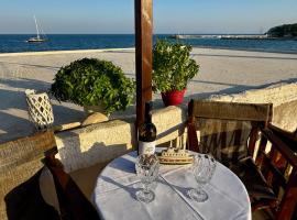 Ireon Seaside Breeze studio, Hotel in Ireo