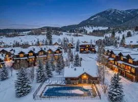 Big Sky Getaway - Fireplace Pool Access