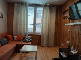 GRAN ESTUDIO MARIBEL, pegado a pistas, hotel a Sierra Nevada