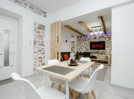 luxury house, hotel u gradu Jerapetra