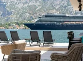 Seafront Kotor Bay View Villa NW