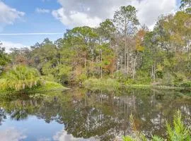 Weeki Wachee Family Getaway Canal-Front Home