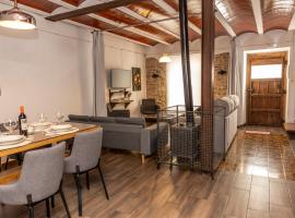 Enamórate de Baeza- Casa Acogedora en centro histórico-WI FI gratuito, Hotel in Baeza