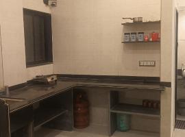 Viesnīca Jay Vijay Family Stay pilsētā Solapura