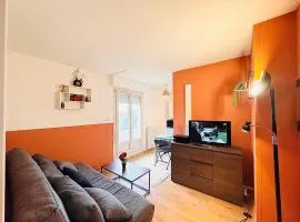 SUPERBE APPARTEMENT 2 PIÈCES AVEC GRANDE TERRASSE